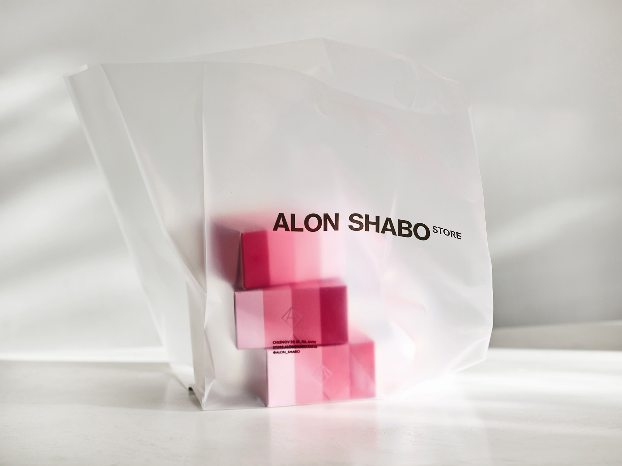 Alon Shabo logo on bag